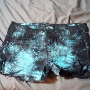 Lovesick low rise shorts size 5